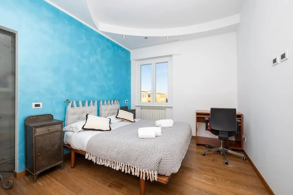 Stylish Apartment Rome Air Conditionig Wifi Tv 50 Metro 4 Minutes Away